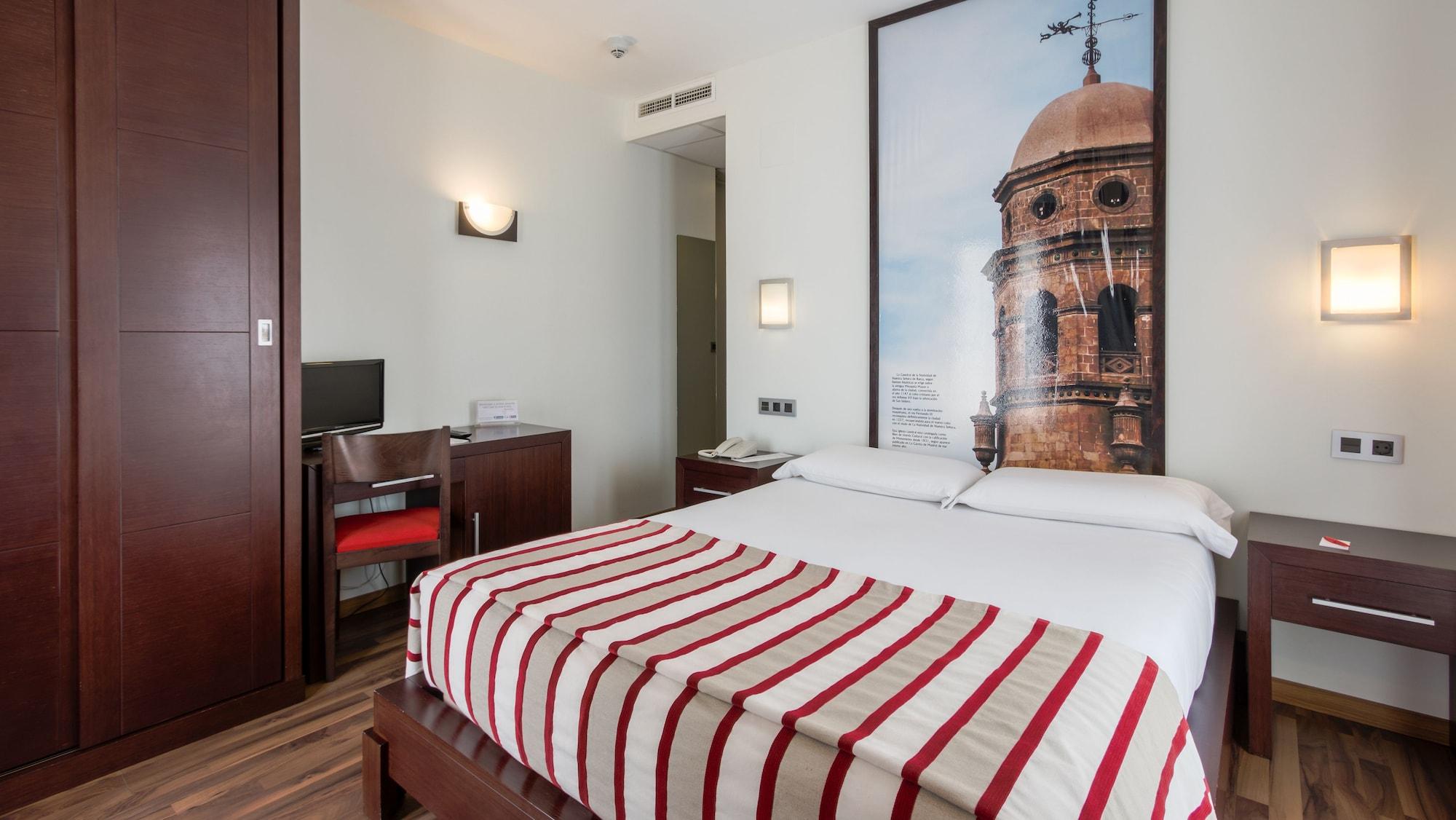 Hostal Aznaitin 바에자 외부 사진